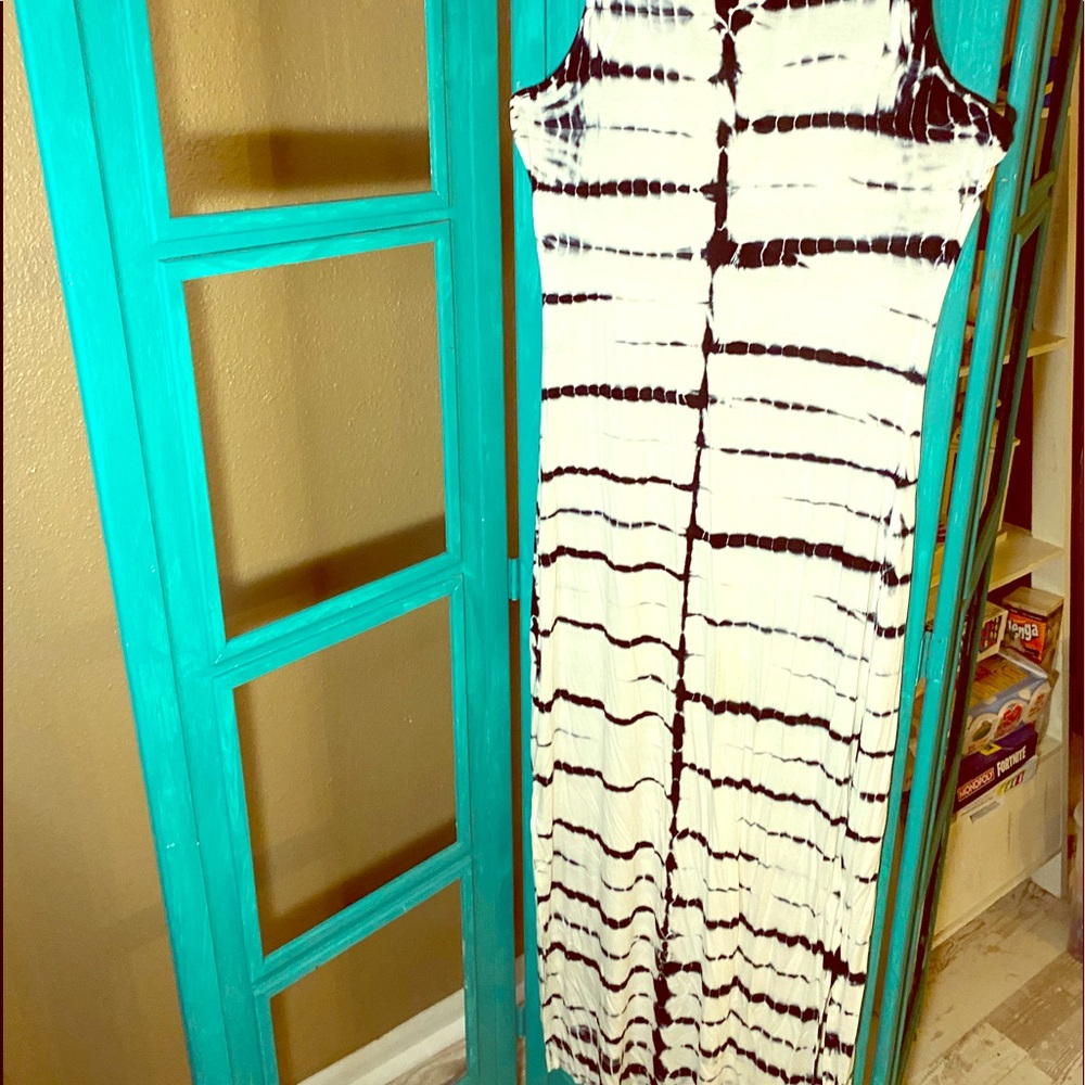 NY& co maxi tye dye dress size Medium